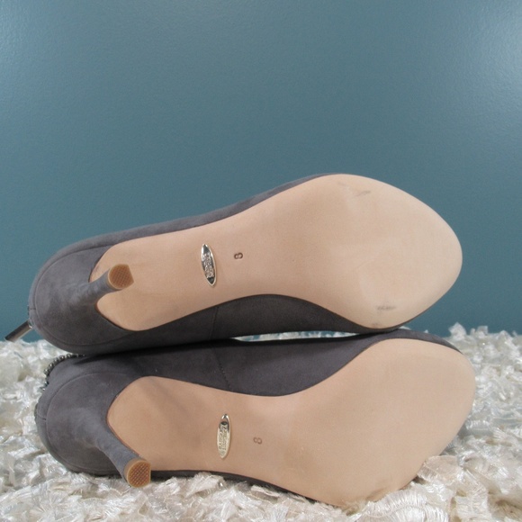 Badgley Mischka Gray Suede Ankle Boots - Picture 5 of 6